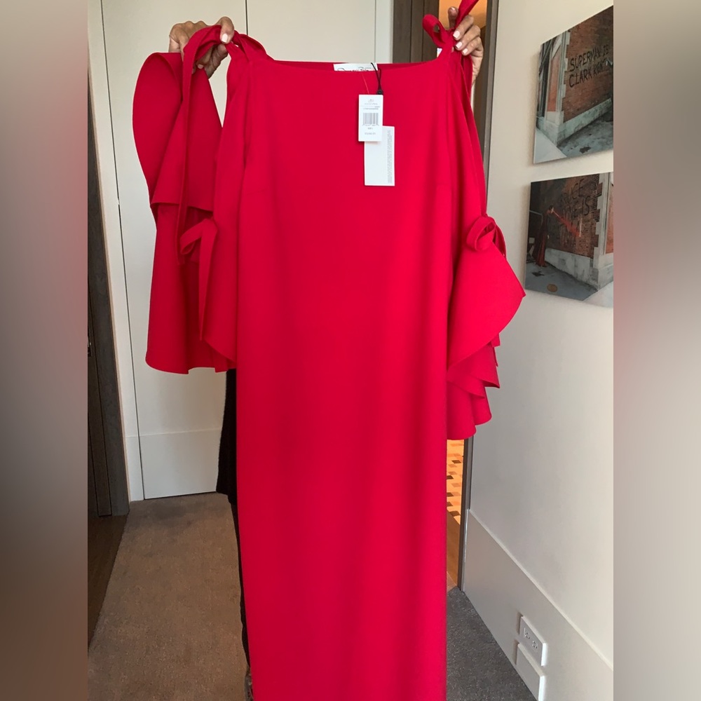 Brand New with tags Oscar de la Renta formal gown